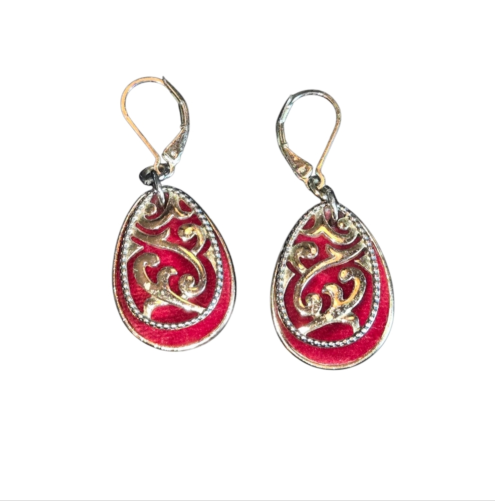 Napier VTG Signed Gold Tone Scroll Over Red Velvet Teardrop Lever Back‎ Earrings